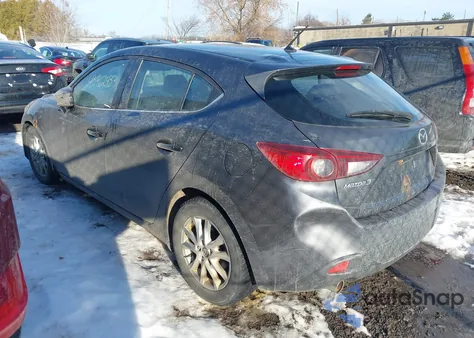 2014 Mazda Mazda3 I Touring z USA, uszkodzony, nr VIN JM1BM1L76E1159389